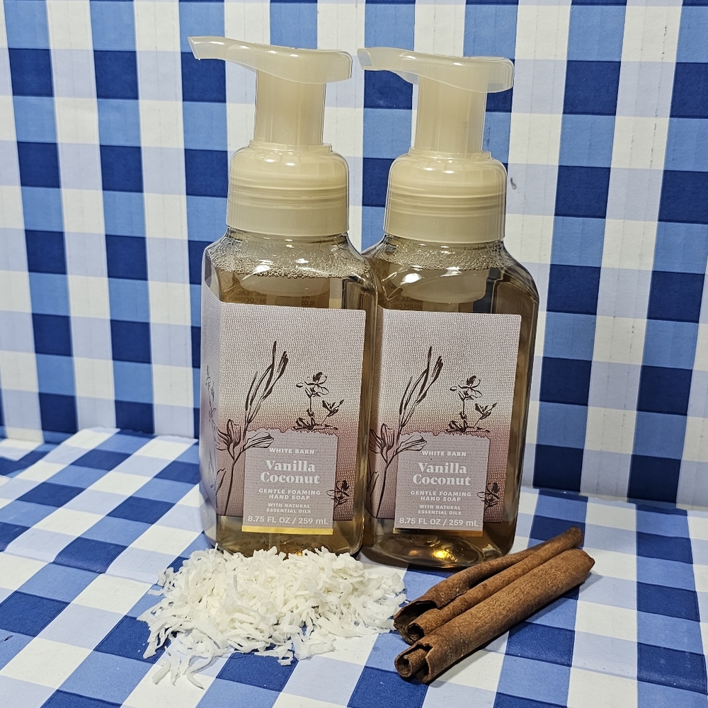 Bath & Body Works  VANILLA COCONUT Foaming Hand Soap 2 Bottles